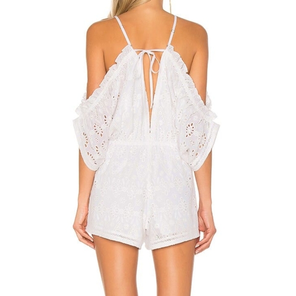 Lovers + Friends Malia White Eyelet Lace Ruffle Cold Shoulder Playsuit Romper - Picture 3 of 8